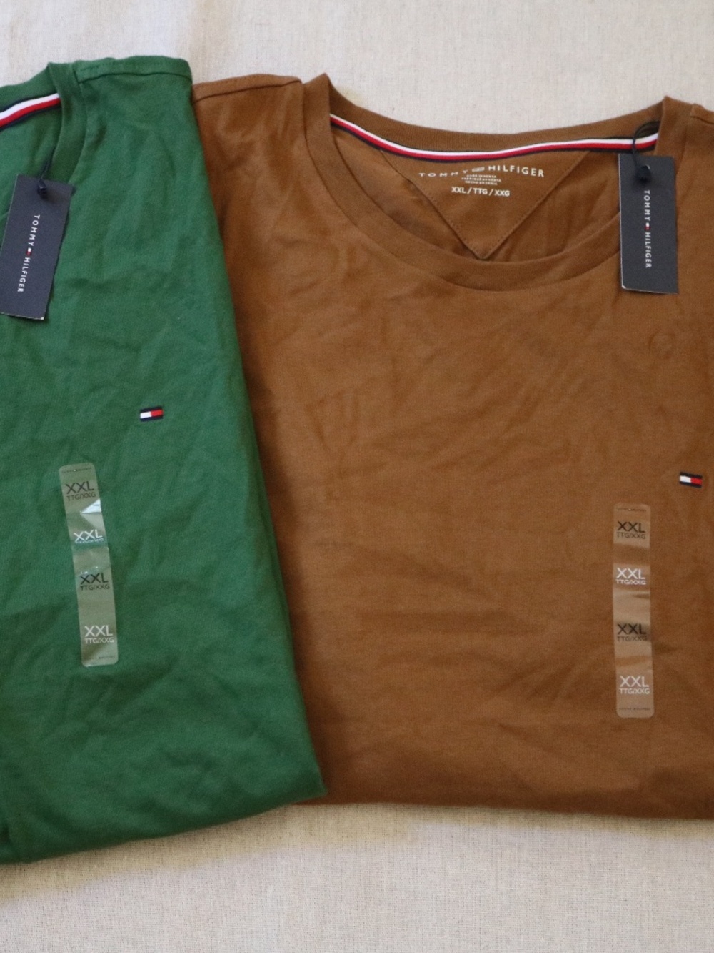 Tommy Hilfiger Men's XXL T-Shirt Bundle Lot of 2 Brown Green Crew Neck NWT